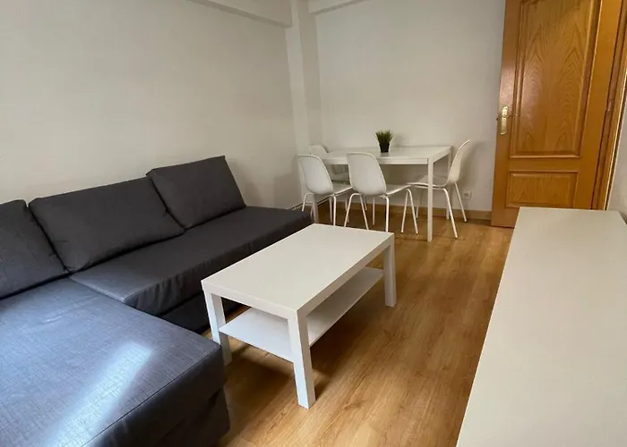 En El Centro - Cercano A La Playa * Santander