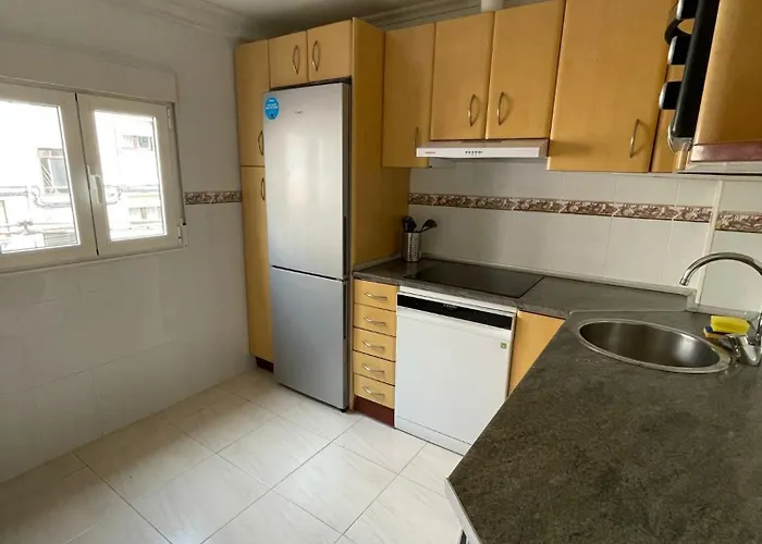 En El Centro - Cercano A La Playa * Santander